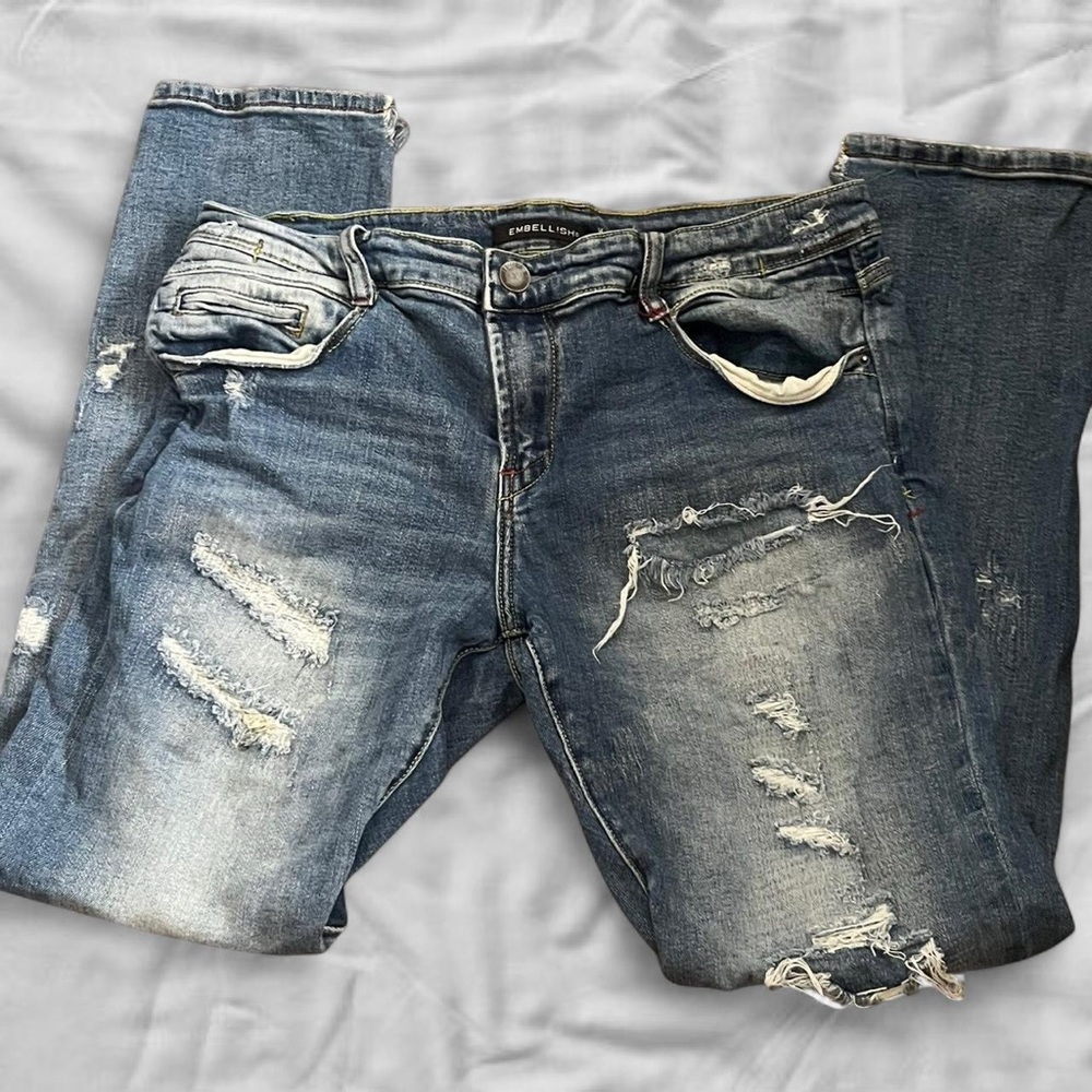 Men's Blue Distressed Relaxed Jeans